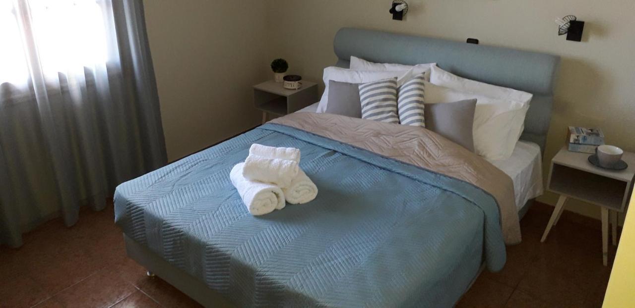 Minies Beach Villas Miniá Kültér fotó